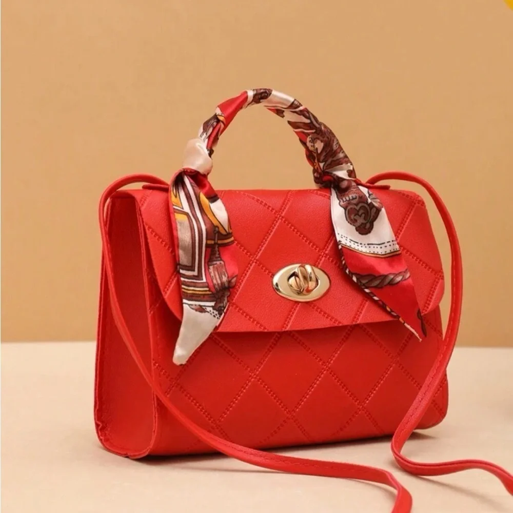 ⚠️Clearance Red Quilted Mini Crossbody Handbag - Picture 2 of 6
